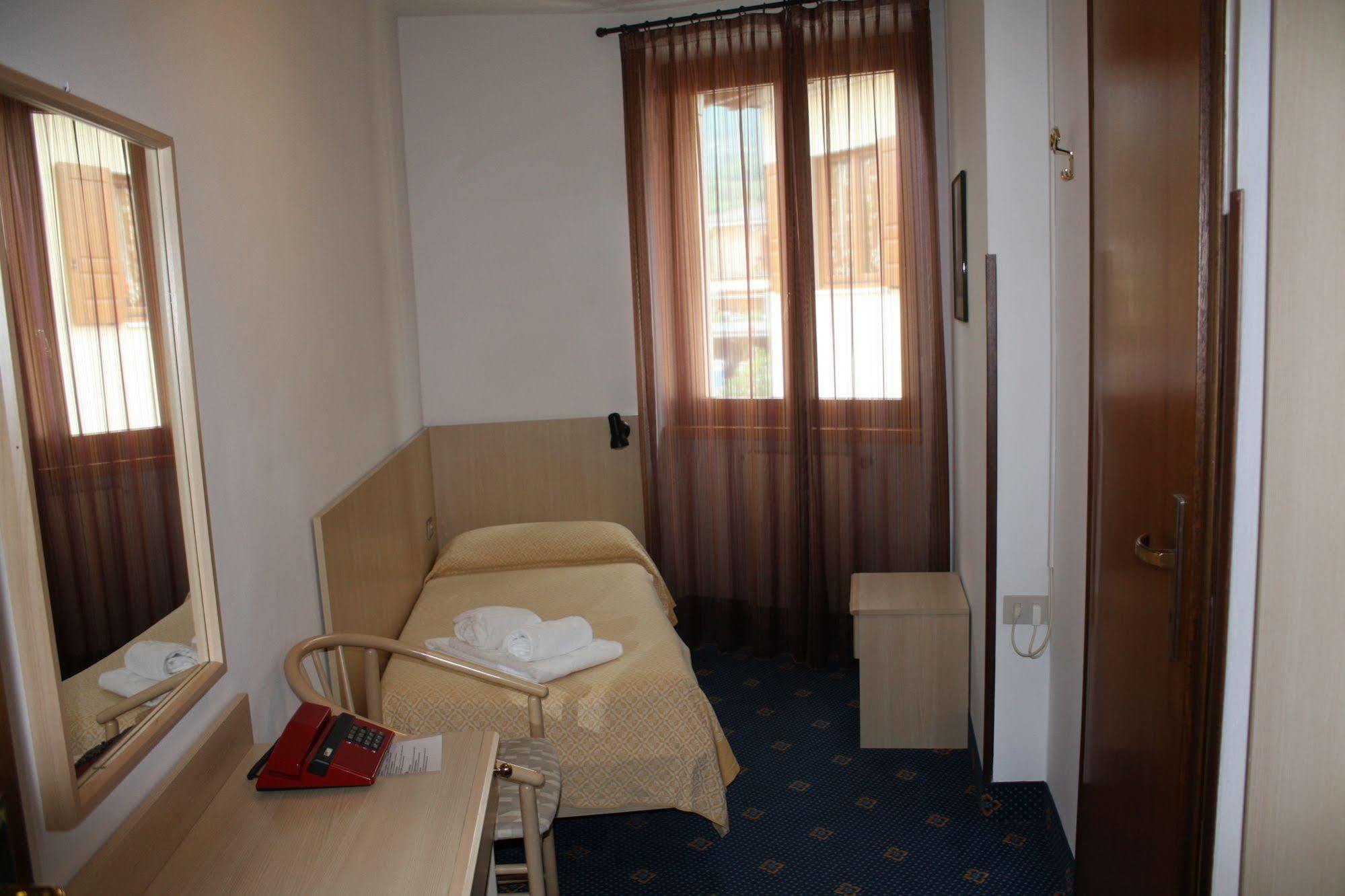 Garni Hotel 티날레 외부 사진